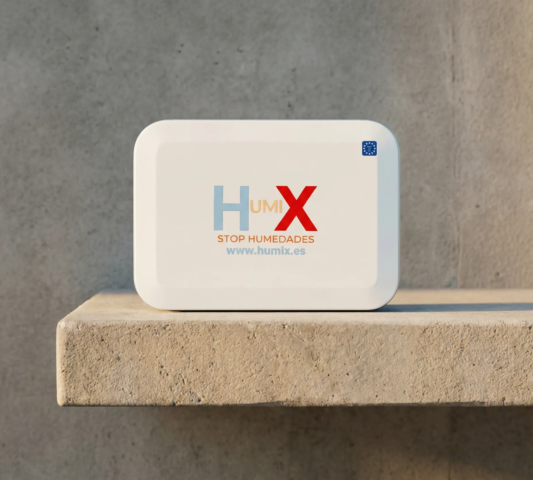 Sistema HUMIX instalado en la pared de una vivienda en Zamora